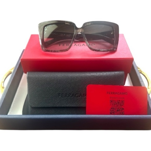 Salvatore Ferragamo SF1060S Grey Marble Butterfly Framed Sunglasses W Case & Box main image 7